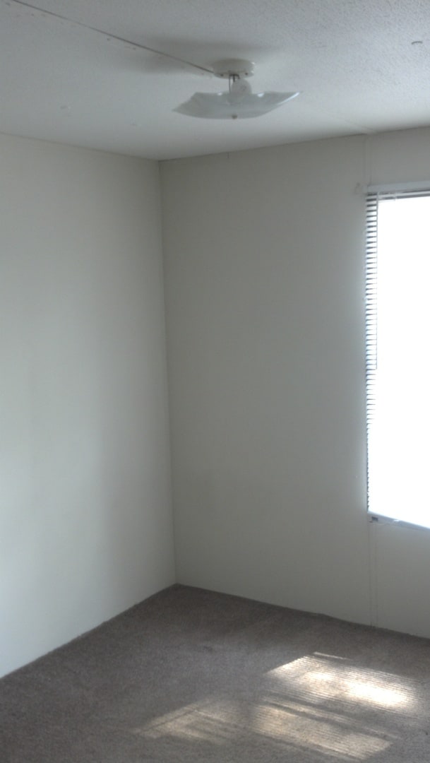 Building Photo - 134 Jordyn Ln