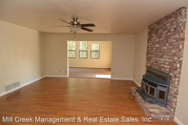 Building Photo - 3 br, 2 bath House - 3104 W. Mill Creek