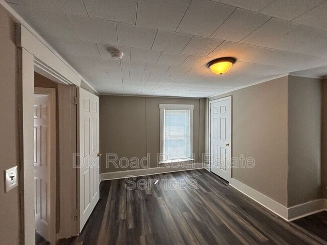 Building Photo - 539 Ross Ave