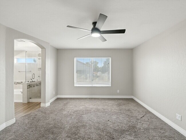 Building Photo - 3535 E Covina St