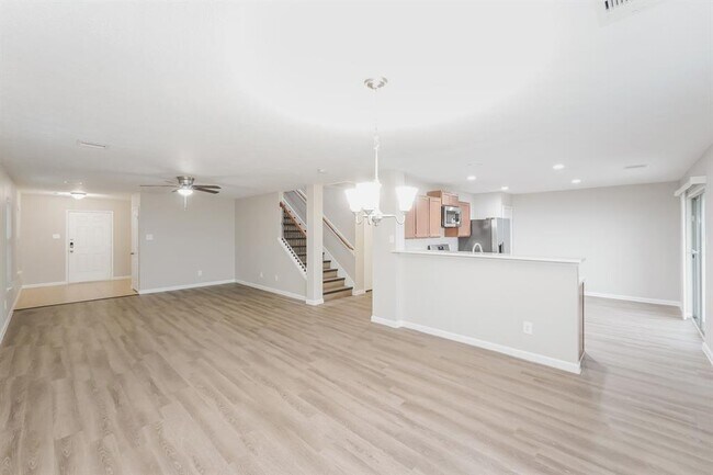 Building Photo - 26123 Flinton Dr