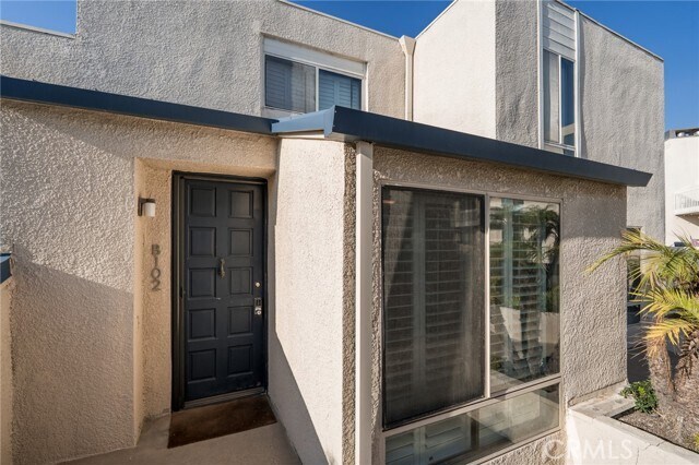 Building Photo - 7301 Vista Del Mar