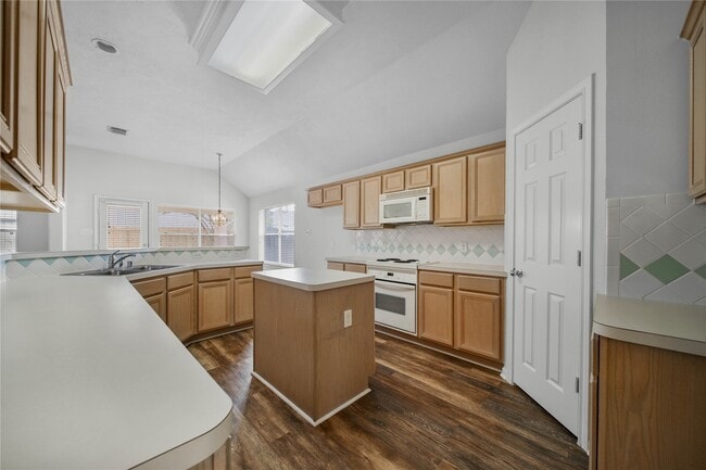 Building Photo - 11719 Short Trail Ln