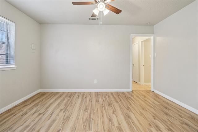 Building Photo - 413 Glenhaven Dr