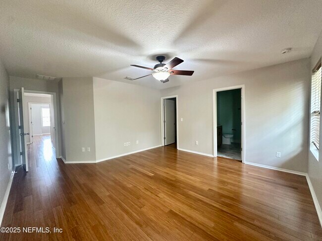 Building Photo - 5922 Bartram Village Dr