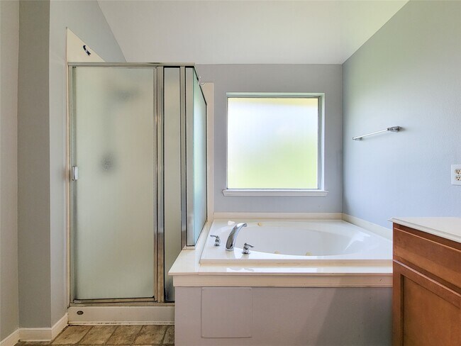 Building Photo - 7506 Boxwood Ridge Ln