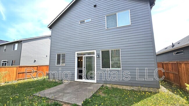 Building Photo - 17008 NE 18th Ave