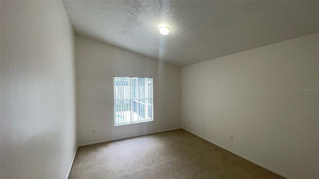 Building Photo - 3236 Brewster Dr