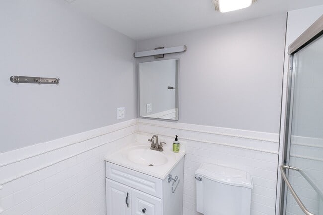 Building Photo - Prime Logan Circle Studio with In-Unit W/D!
