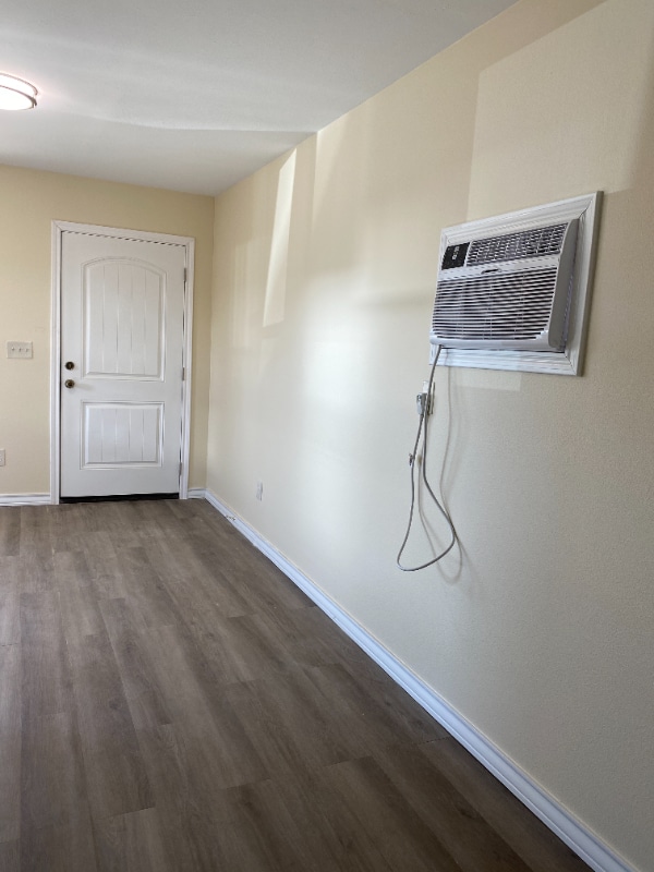 Building Photo - 241 Private Rd