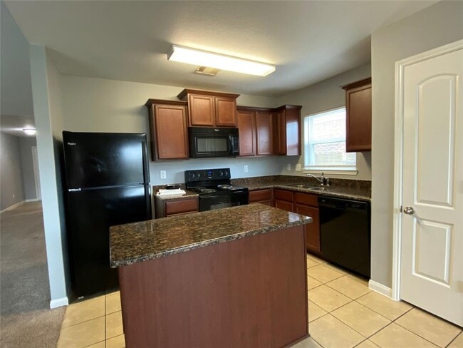 Building Photo - 20506 Humble Brook Dr