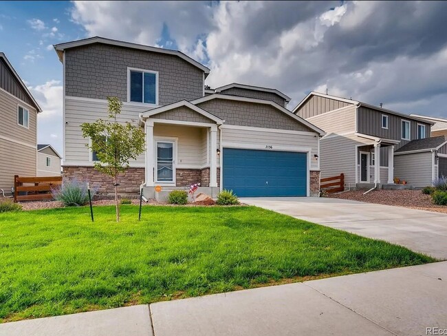 Primary Photo - 4 Bedroom Single Family Home in Colorado S...