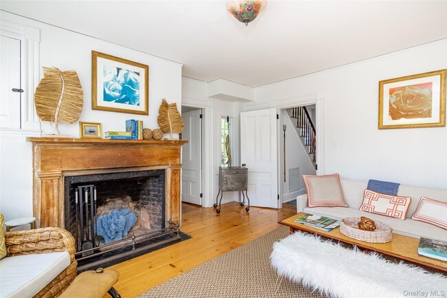 Building Photo - 78 Mecox Road