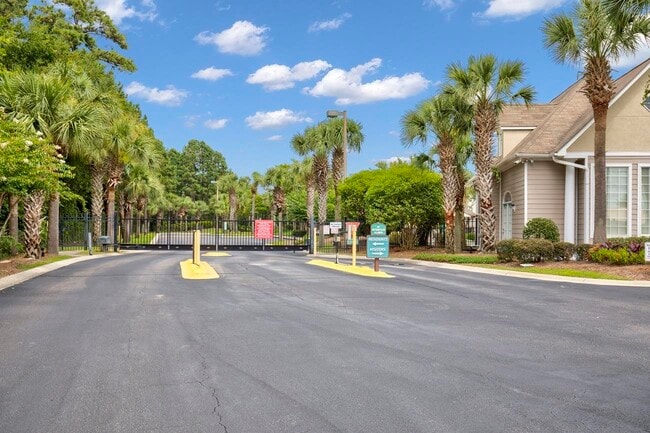 Building Photo - 9734 Leyland Dr