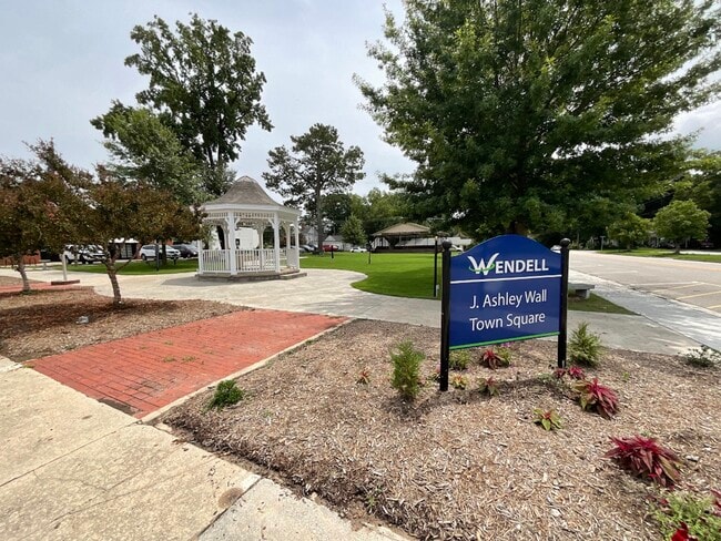 Downtown Wendell - 235 Sweetbay Tree Dr