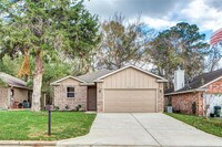 Building Photo - 4926 Pleasure Lake Dr
