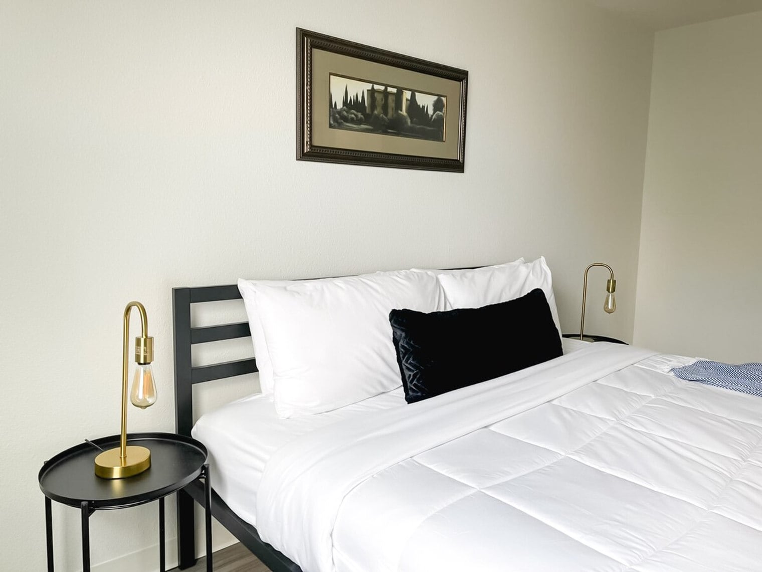 Building Photo - 2515 Burnet Ave