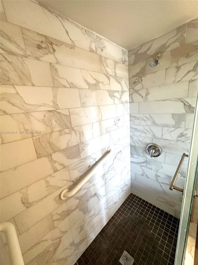 Building Photo - 12551 SW 16th Ct