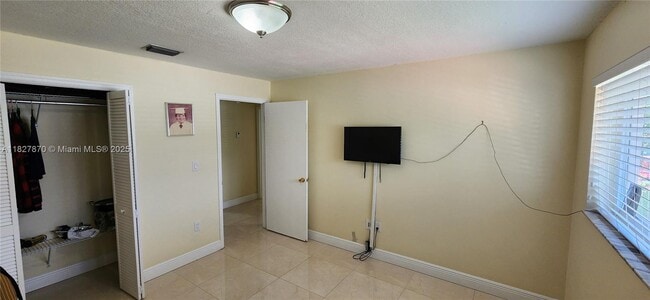 Building Photo - 14260 SW 37th St