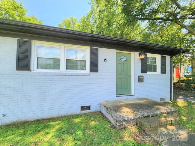 Primary Photo - 158 Cabarrus Ave E