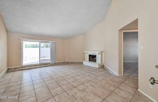 Building Photo - 7725 E Rovey Ave
