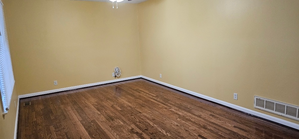 Living room - 2701 Patrick Rd