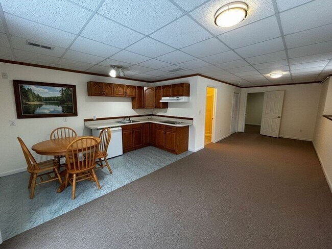 Building Photo - Well-Maintained Single-Family Home For Rent in Whitmore Lake