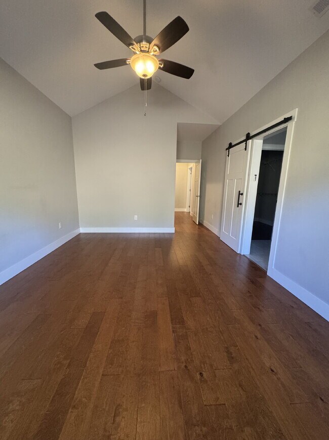 Building Photo - 64 Leyland Cir