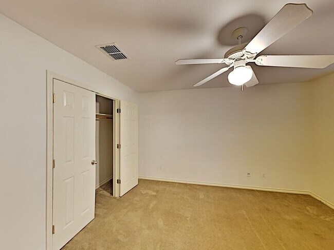 Building Photo - No Application Fees* $500 Off 1st Month - ...