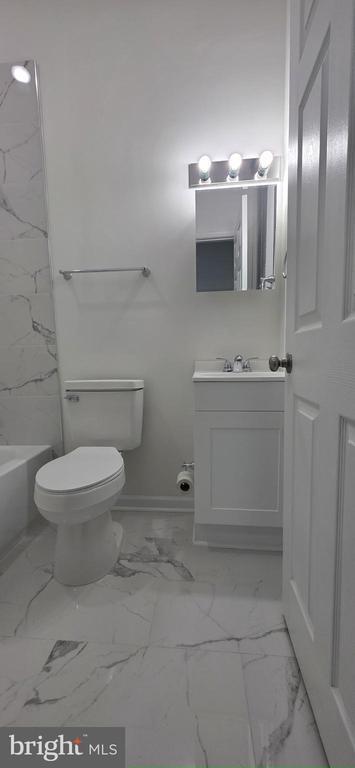 Building Photo - 2233 N 16th St