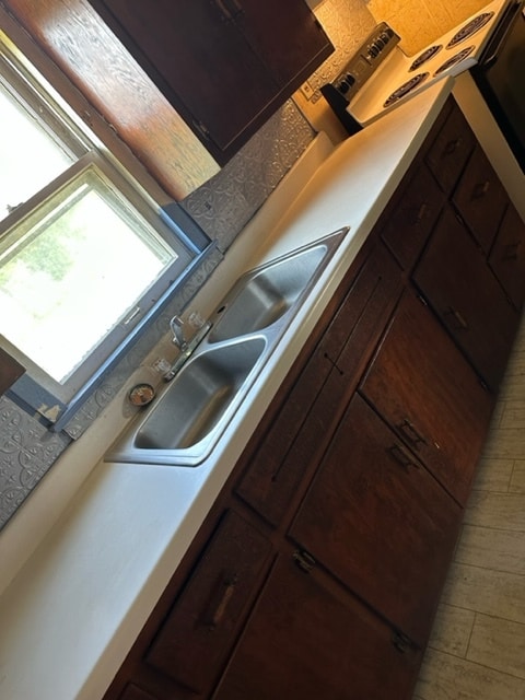 Building Photo - 838 E Jackson St