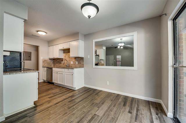 Building Photo - 2240 Tarpley Rd