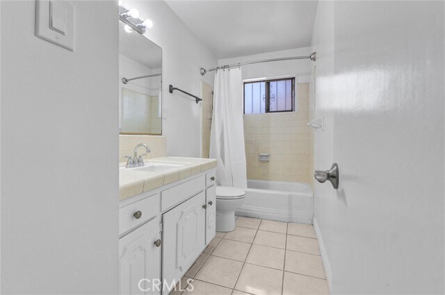 Building Photo - 935 Eroica Dr