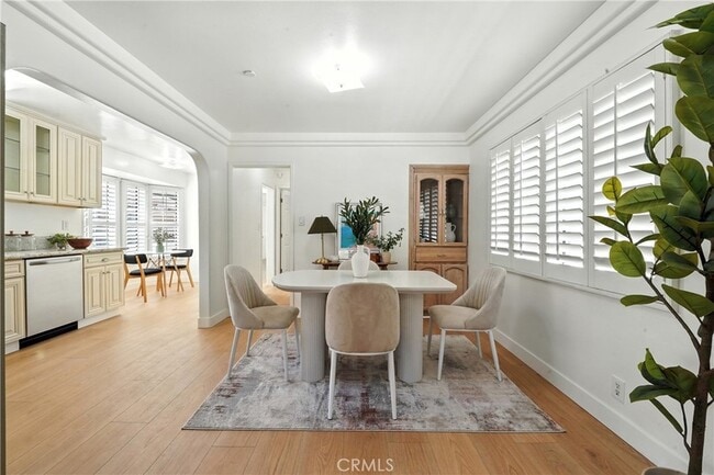 Building Photo - 5841 Arroyo Dr