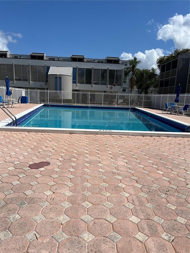 Building Photo - 14155 SW 87th St
