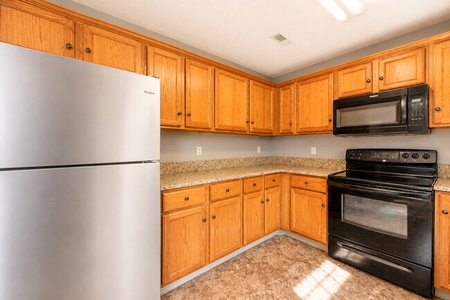 Building Photo - 317 Headrickview Dr