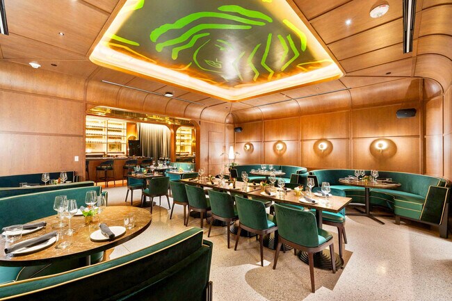 Building Photo - 159 NE 6th St