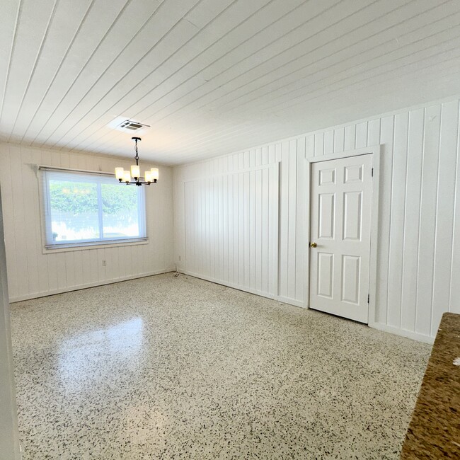 Building Photo - 2646 Cheryle Ln
