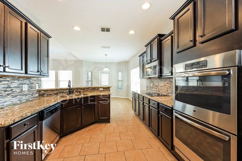 Building Photo - 3218 Storm Watch