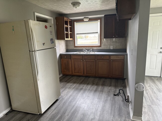 Building Photo - 2646 Harmont Ave NE