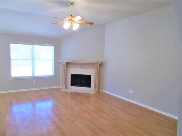 Building Photo - 914 Heritage Pkwy S