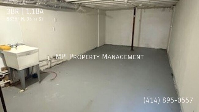 Building Photo - 8836F N. 95th St-