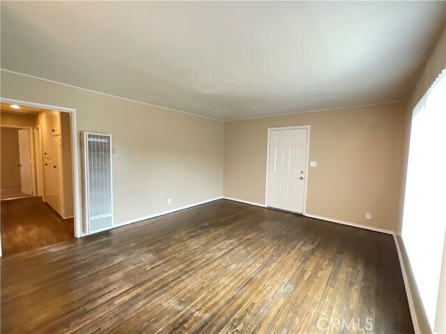 Building Photo - 538 E Chalynn Cir