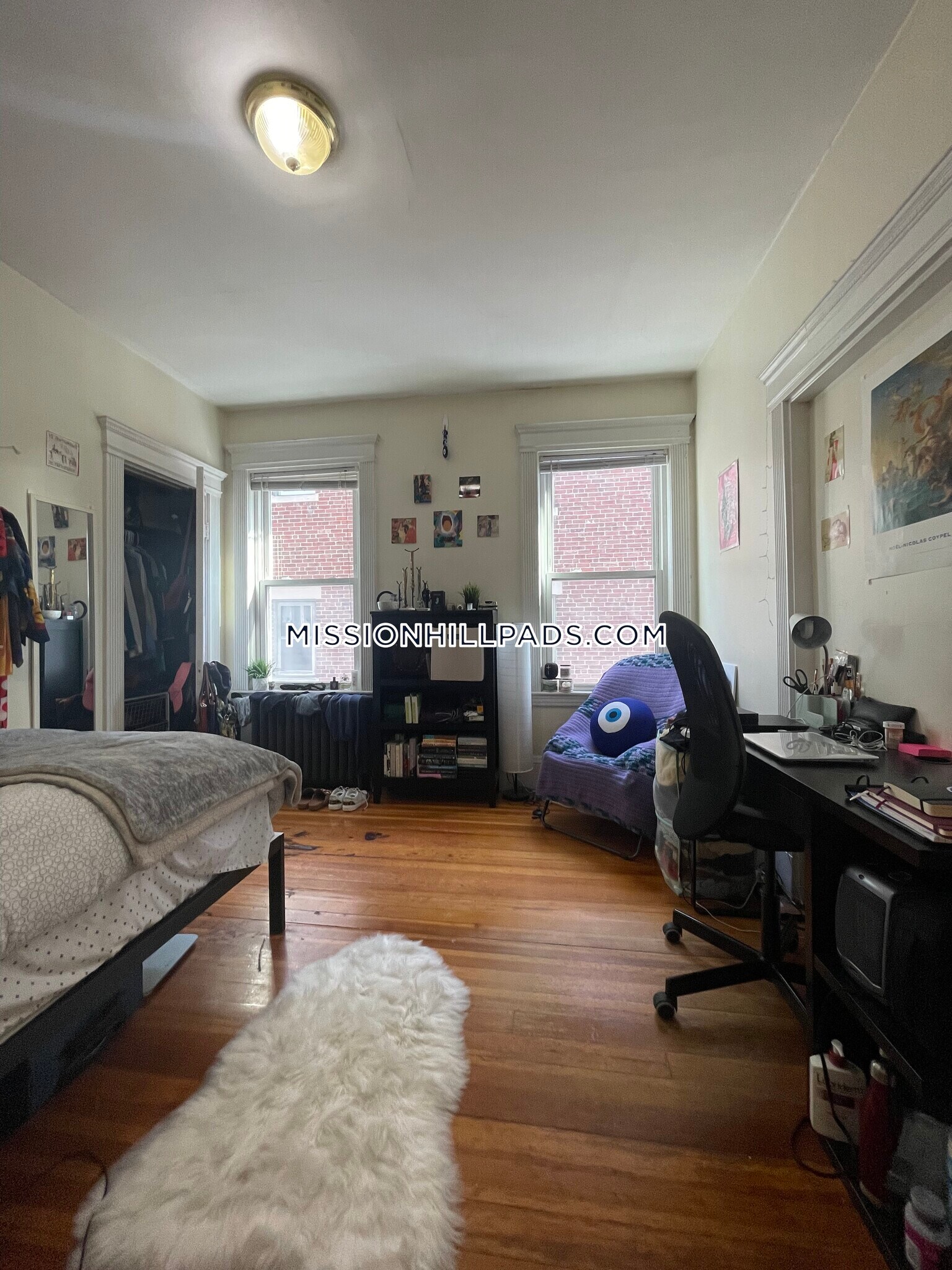 Building Photo - 9 Hillside St