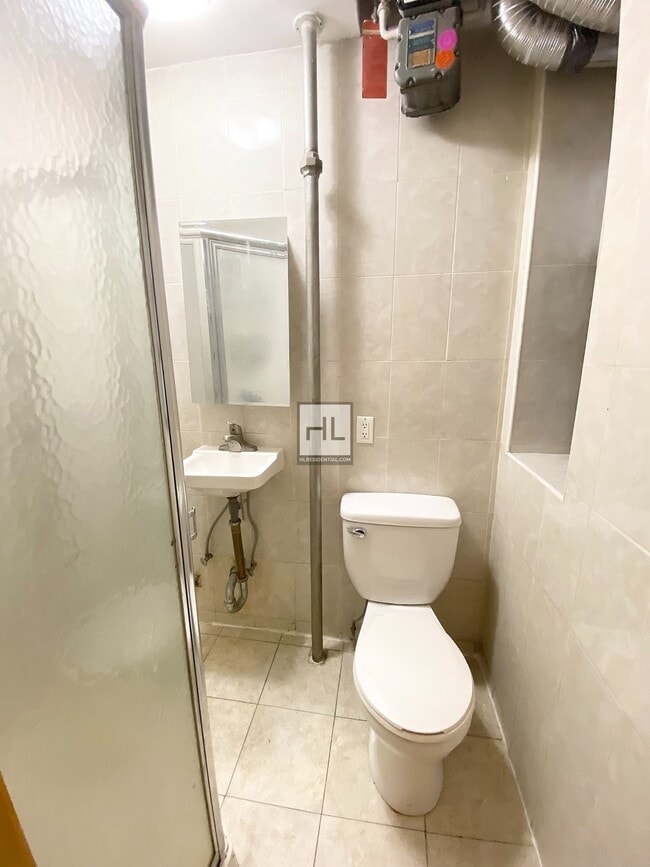 Building Photo - BAXTER STREET