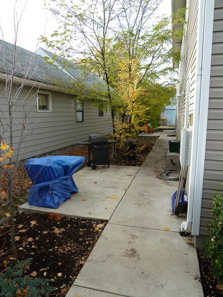 Building Photo - 513 N Jefferson St