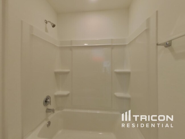 Building Photo - 3009 Dawn Sound Dr