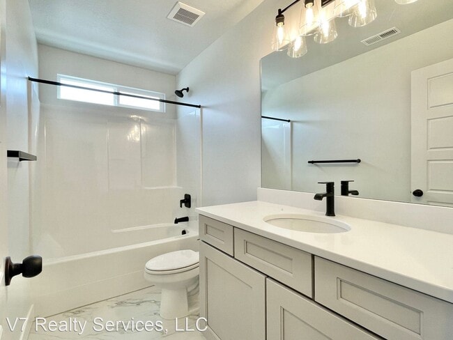 Building Photo - 3 br, 2.5 bath House - 4306 W. Rex Peak Way