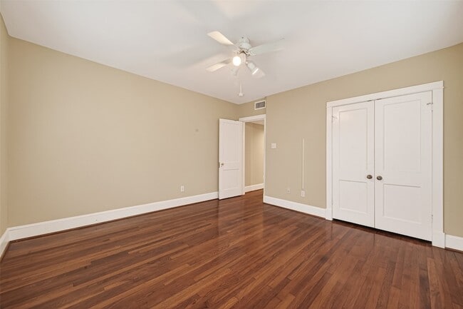 Building Photo - 1807 Crocker St