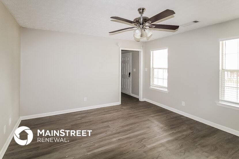 Building Photo - 329 Lakeshore Dr